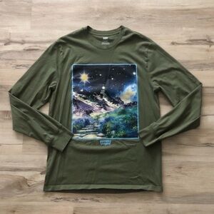 Levi's Olive Mountain Graphic Long Sleeve Tee